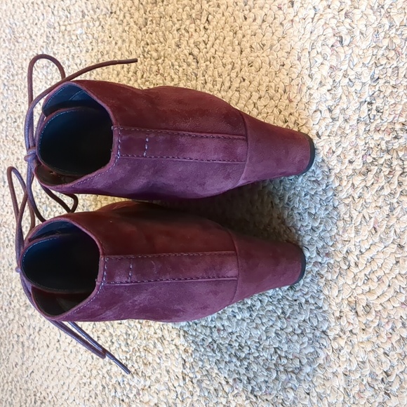 Clarks Booties - Picture 2 of 3